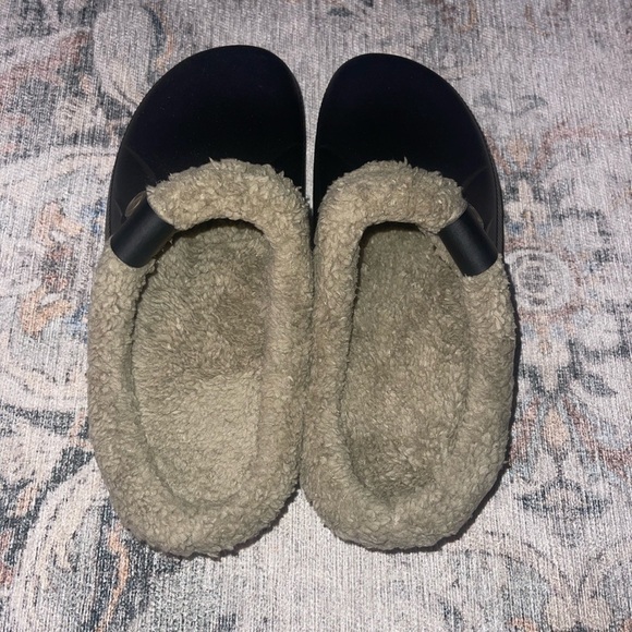 Beslip Fur Lined Clog Slipper - Picture 4 of 5